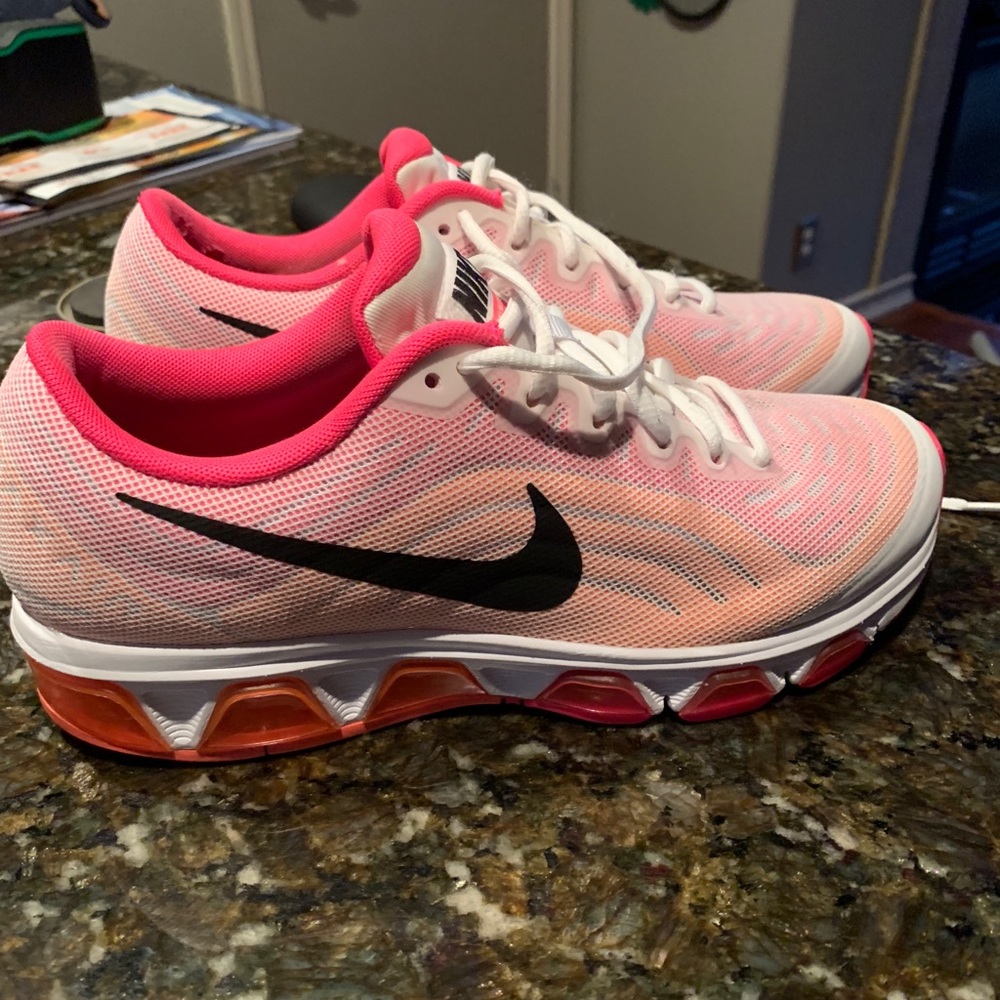 Nike Tailwind 6 Women’s Running Shoes